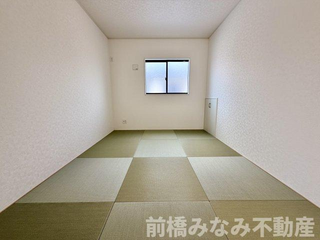 【新築】前橋市青柳町第28　８号棟(全10棟)　クレイドルガーデン　新築建売分譲の和室|来客時にも便利な和室付き