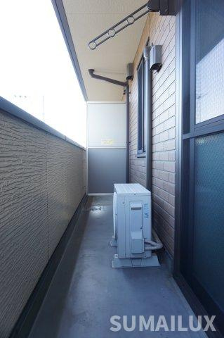熊本市北区麻生田２丁目のアパートのバルコニー
