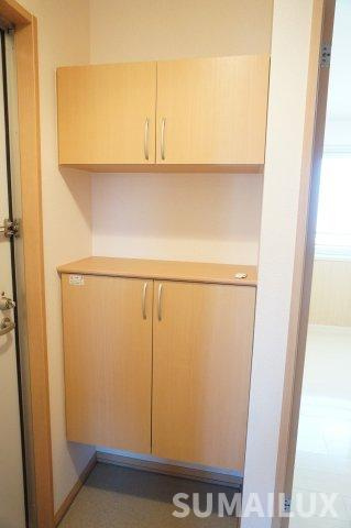 熊本市北区麻生田２丁目のアパートの玄関