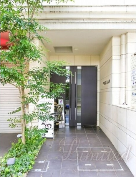 FONTANA(フォンターナ)のエントランス
