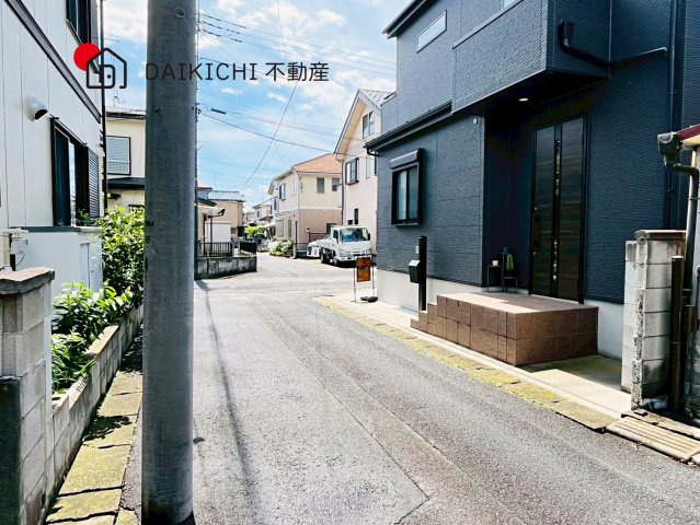 【前面道路含む現地写真】 | 久喜市菖蒲町新堀　中古戸建