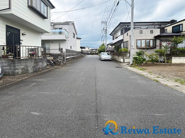 新築戸建　茅ヶ崎市甘沼　全4区画の前面道路含む現地写真