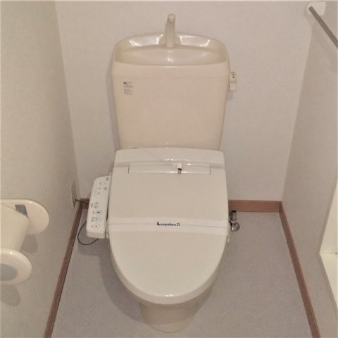 レオパレスカテリーナ芝山のその他|温水洗浄便座付きです♪