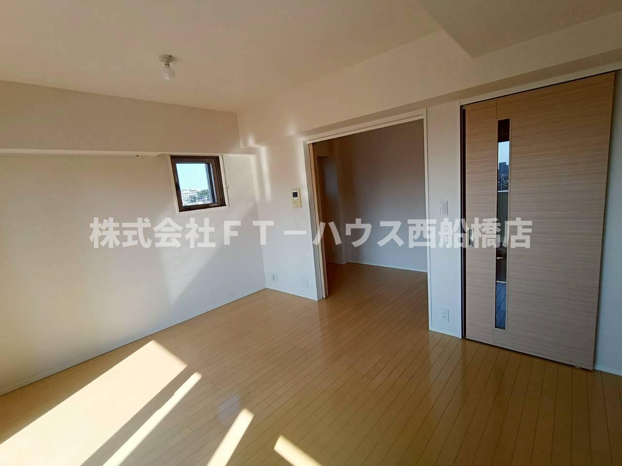 パークアクシス西船橋本郷町の居間・リビング