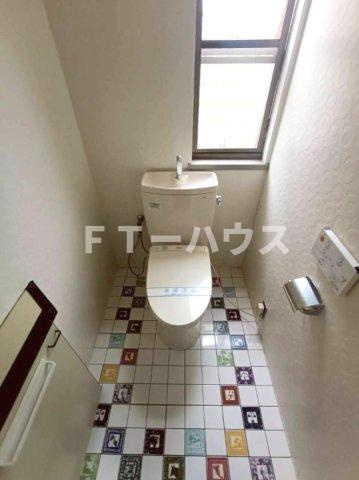 夏見台戸建のトイレ