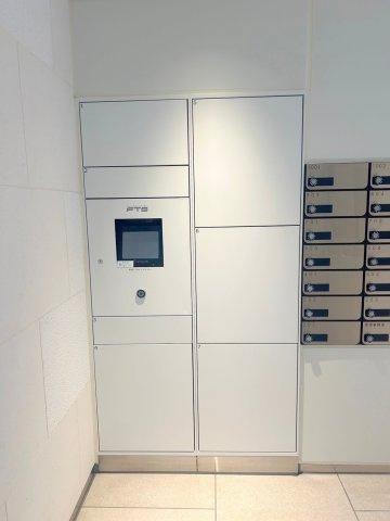 アトラスリベルタ新中野のその他共用部分|★ポストと宅配ＢＯＸ★