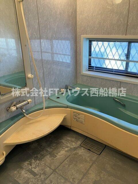 中山戸建の浴室