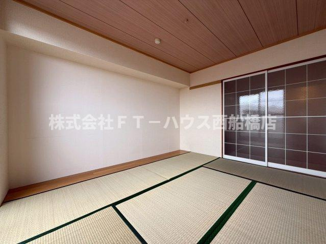 グランシャリオ船橋の和室
