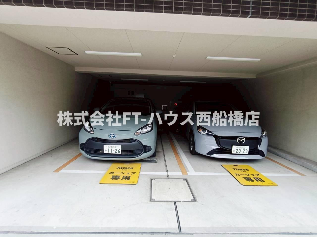 ドゥーエ西船橋の駐車場
