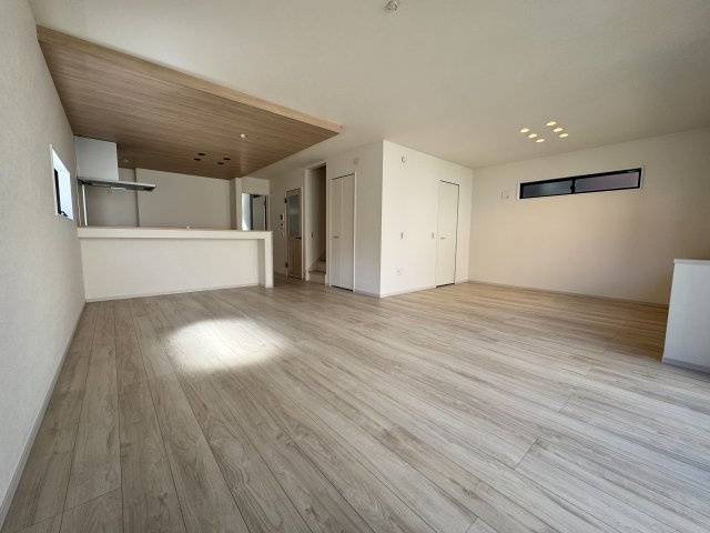入間市下藤沢新築戸建の居間・リビング
