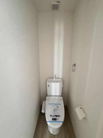 入間市下藤沢新築戸建のトイレ
