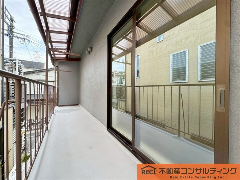 尼崎市武庫の里1丁目　中古戸建のバルコニー