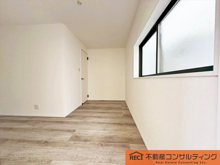 尼崎市武庫の里1丁目　中古戸建の洋室