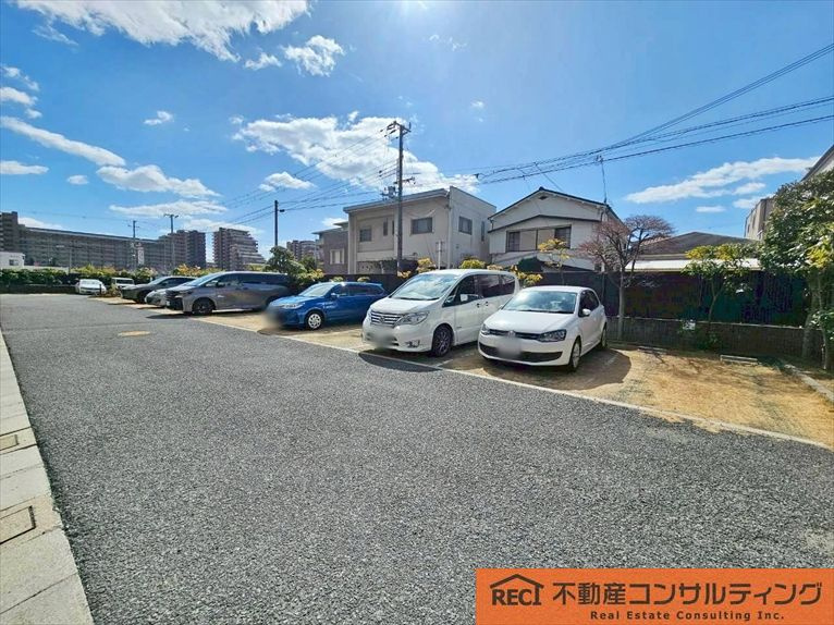 ラ・ヴェール甲子園の駐車場