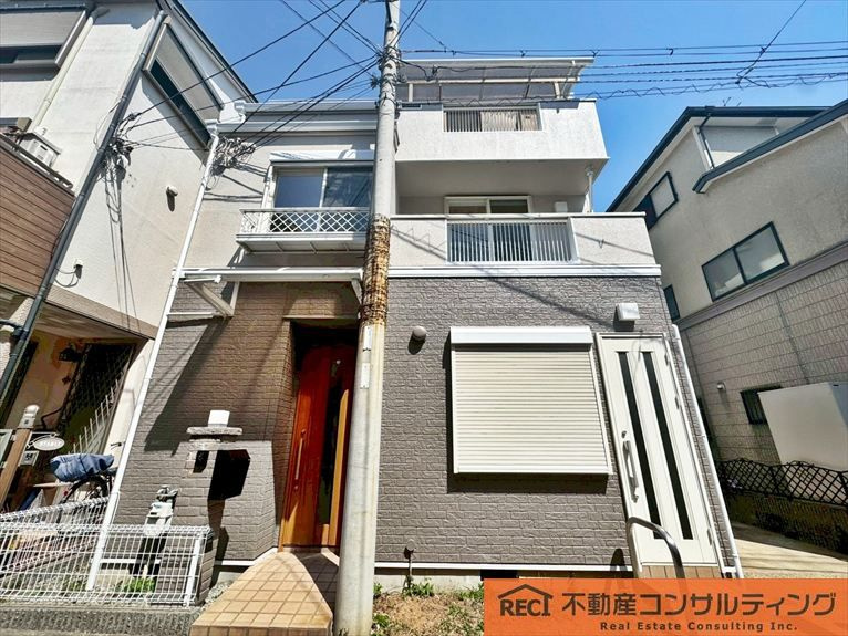 西宮市里中町2丁目　中古戸建の洋室