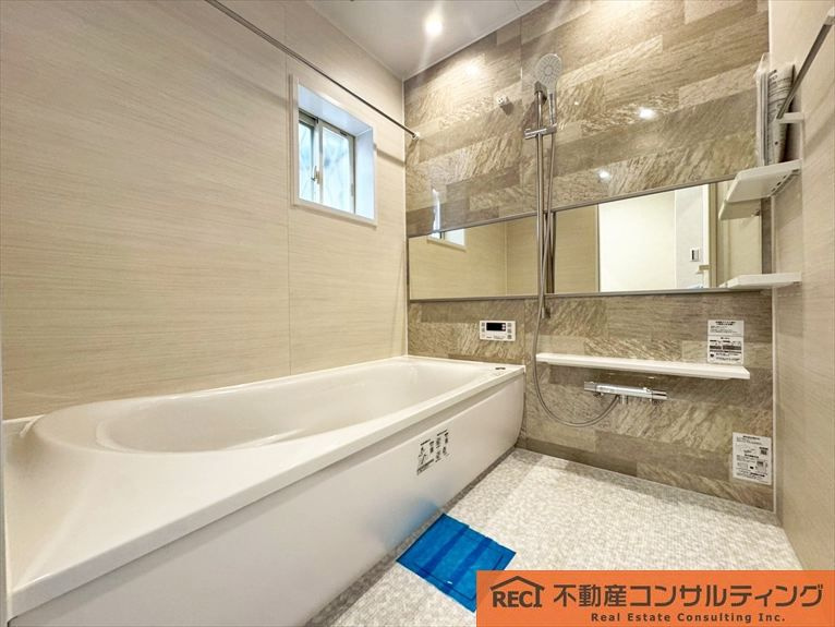 西宮市里中町2丁目　中古戸建の内装|鳴尾北小学校徒歩約7分