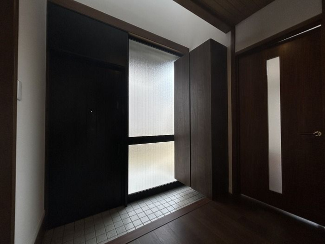 【玄関】 | 筑紫野市筑紫駅前通２丁目　中古一戸建☆仲介手数料無料☆