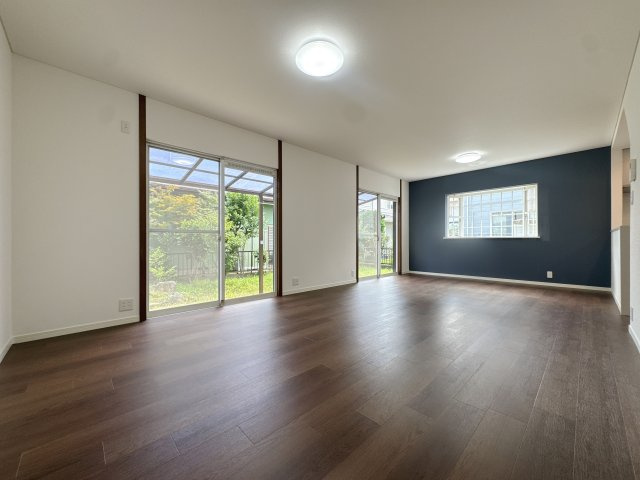 【居間・リビング】 | 筑紫野市筑紫駅前通２丁目　中古一戸建☆仲介手数料無料☆