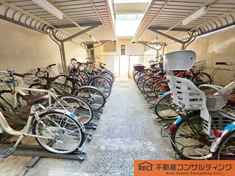 グリーンエクセル甲子園の駐輪場