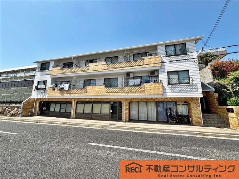 カサベルデ青谷の外観