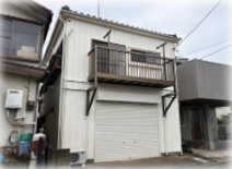 根岸台ガレージ付きアパートの画像