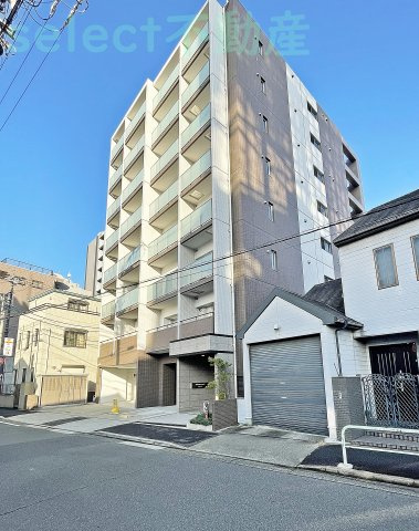 アレーヌコート金山の外観