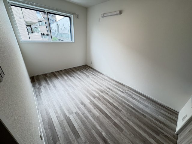 ラウレア本中山の寝室