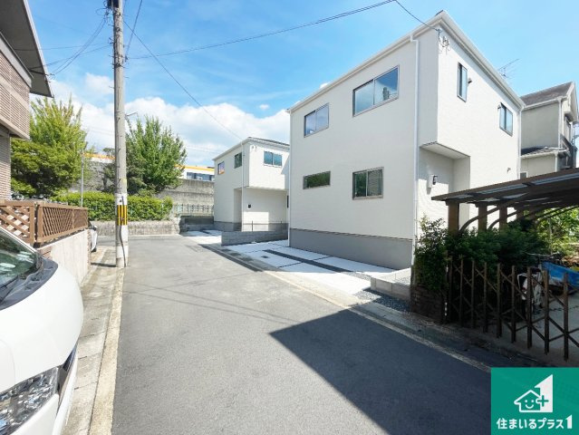★宇治市大久保町大竹　第1期　新築一戸建ての外観|安心の10年保証！外観を美しく保ち、雨水で汚れを落とします！気になることがありましたら、お気軽にお問い合わせください！