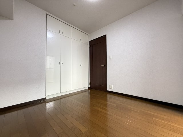 サーパス市駅前の洋室|子供部屋にも使いやすいです！