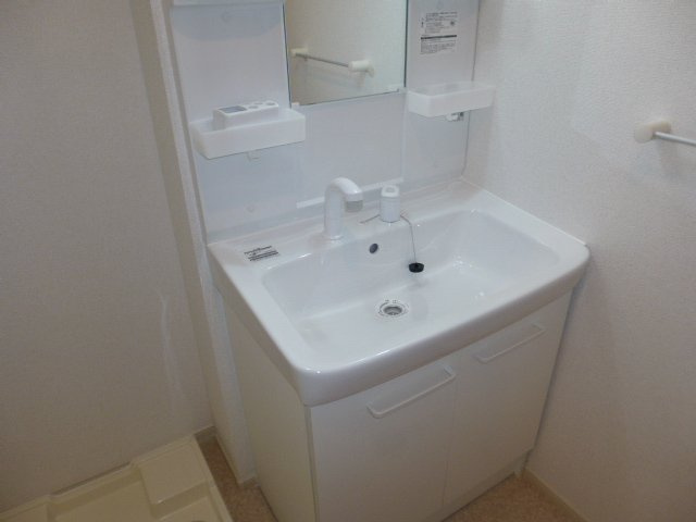 ウッディビレッジⅡの独立洗面台|シャンプードレッサー