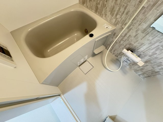 ラウレア本中山の浴室