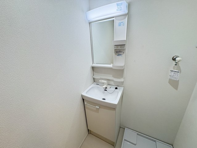 ラウレア本中山の独立洗面台