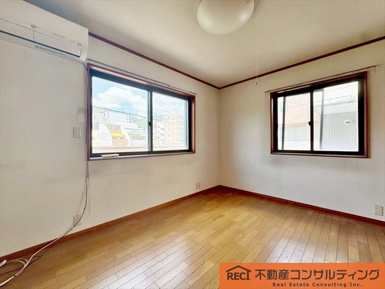 神戸市東灘区田中町3丁目　中古戸建の洋室