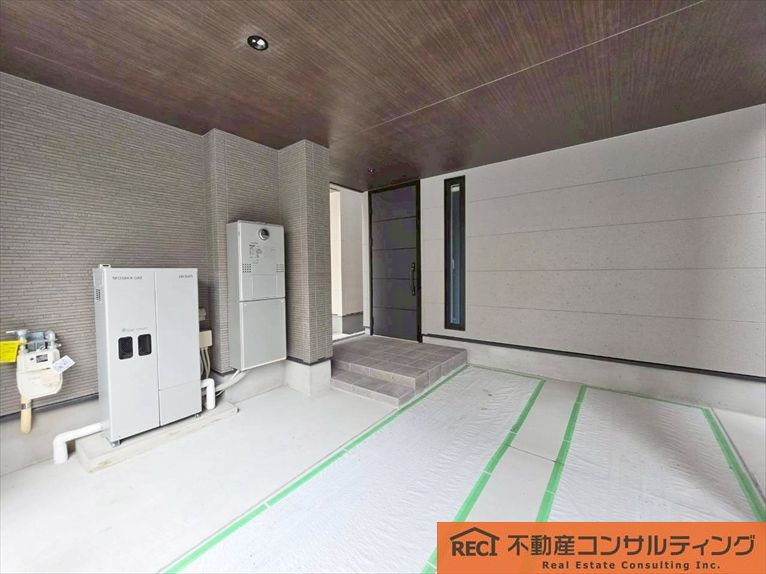神戸市灘区下河原通4丁目　新築戸建の駐車場