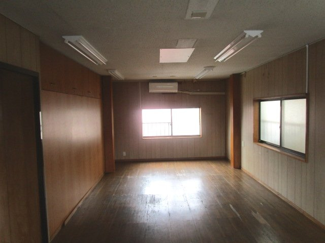 江戸川区江戸川６丁目の倉庫の内装