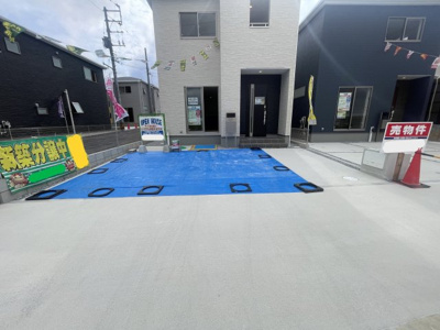 【駐車場】 | 八重瀬町与座（全6棟）2号棟 | 2号棟　並列駐車3台可♪