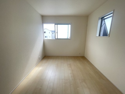 【洋室】 | 八重瀬町与座（全6棟）2号棟 | 2号棟　洋室6.5帖＋CL付き♪