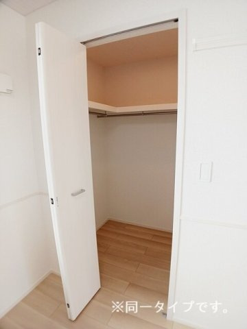 メゾン　ルミエールの収納|たっぷりとした収納スペースです