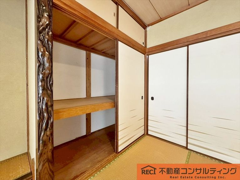 西宮市美作町　中古戸建の収納