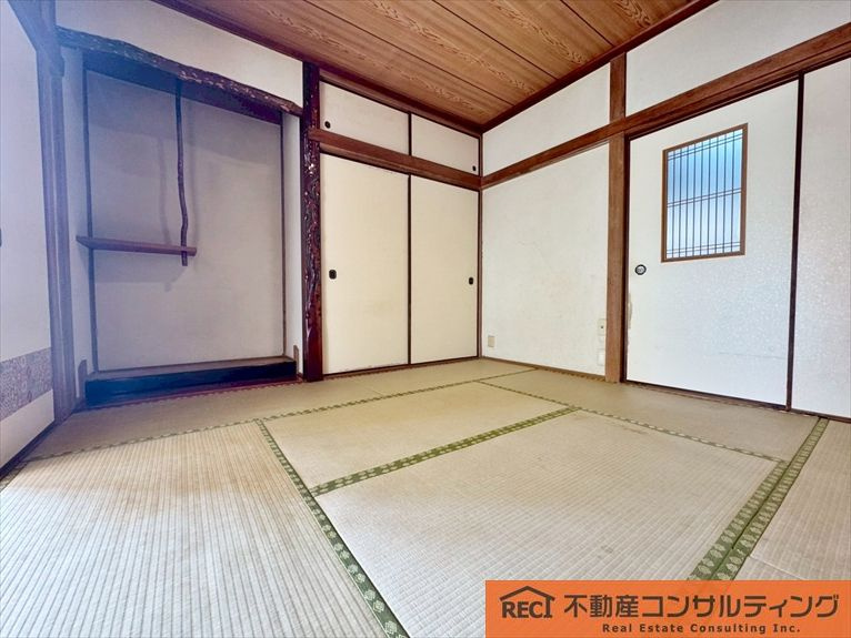 西宮市美作町　中古戸建の寝室