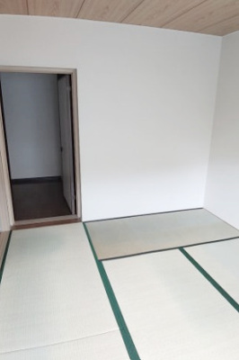 【寝室】 | フラットハガ