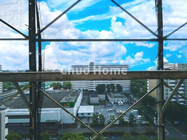 清新北ハイツ7号棟の展望|大規模修繕工事中でせっかくの眺望がわかりづらいですが、12階＆角部屋ですのでさすがに眺望良好です