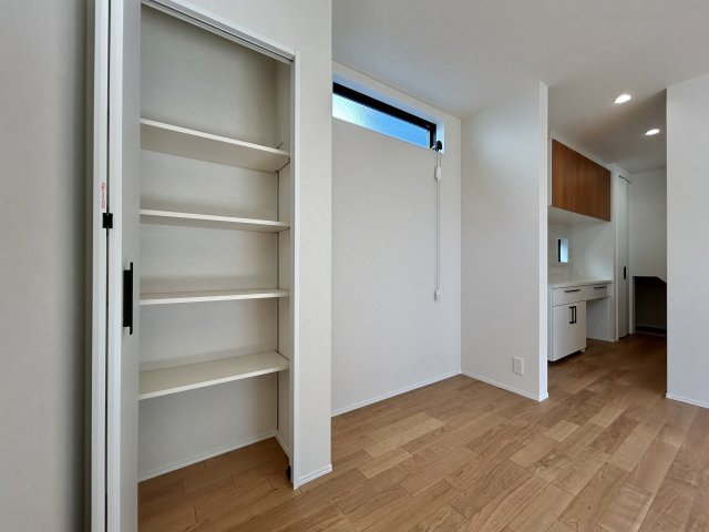 高知市旭町３丁目　新築一戸建ての収納|あると嬉しいリビング収納！