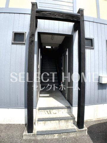 【エントランス】 | 私の家I | 毎日通るエントランスはこのようになっています