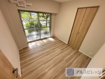 日商岩井北浦和マンションＢ棟の洋室|コンパクトで使いやすい洋室です