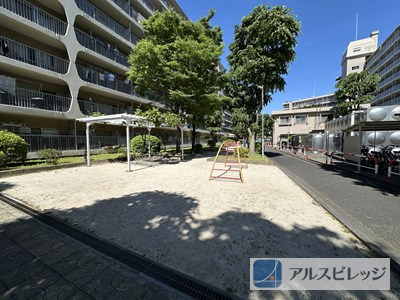 日商岩井北浦和マンションＢ棟の周辺|緑が豊かなスペース