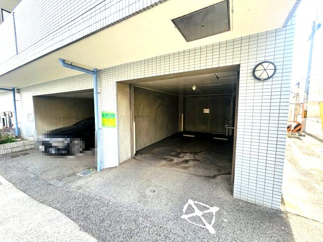 六甲ひのきの駐車場