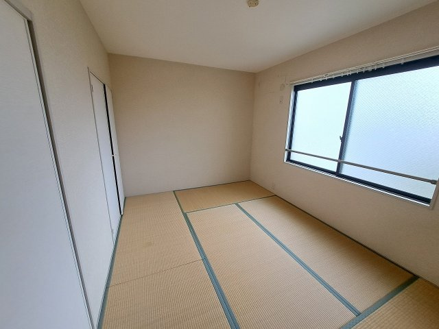 アゼリアハイツの和室