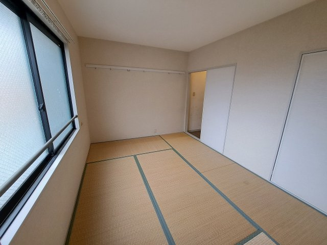 アゼリアハイツの和室