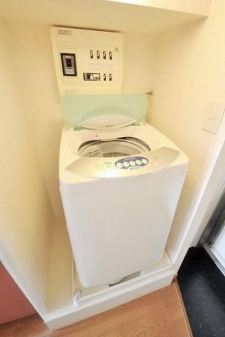 レオパレス梅花のその他|室内洗濯機置場